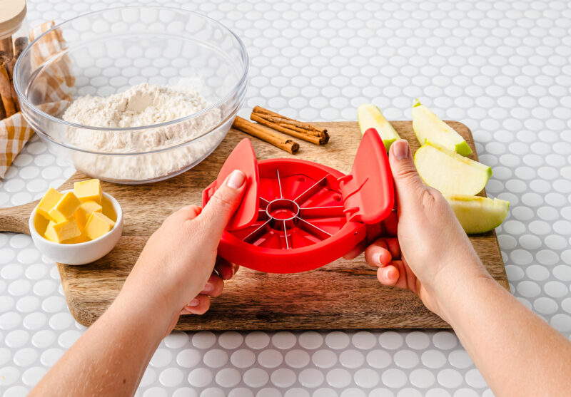 Fold-Flat Apple Corer